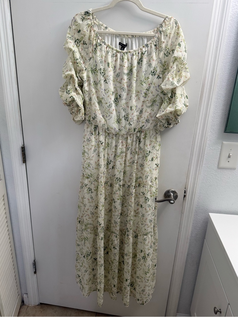 Women’s Cream Floral Maxi Dress with Ruffle Sleeves